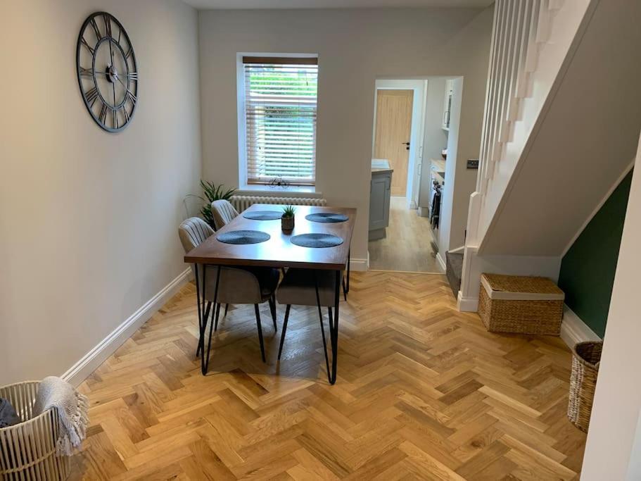 Minster Cottage - Cathedral Quarter With Free Parking Lincoln Bagian luar foto