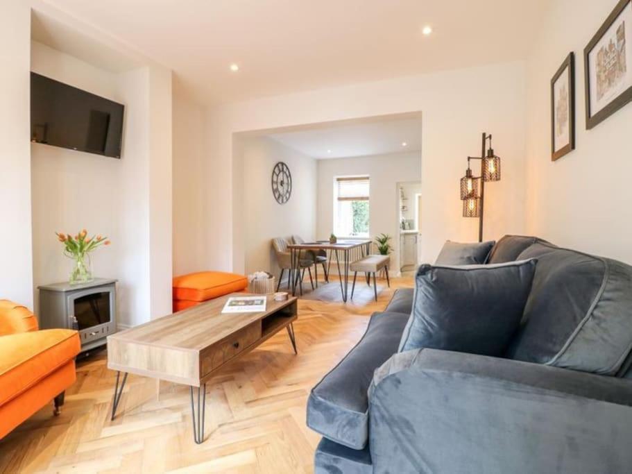 Minster Cottage - Cathedral Quarter With Free Parking Lincoln Bagian luar foto