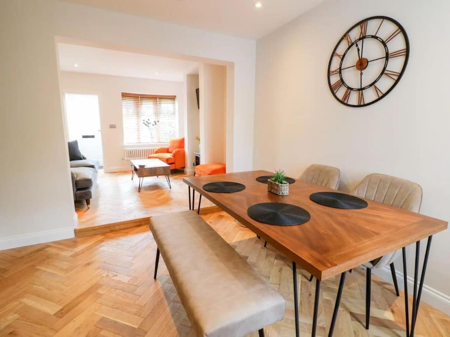 Minster Cottage - Cathedral Quarter With Free Parking Lincoln Bagian luar foto