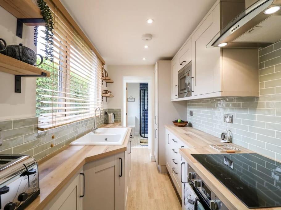 Minster Cottage - Cathedral Quarter With Free Parking Lincoln Bagian luar foto