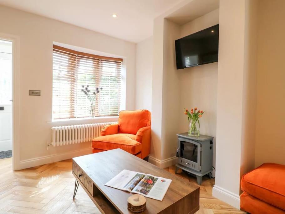 Minster Cottage - Cathedral Quarter With Free Parking Lincoln Bagian luar foto